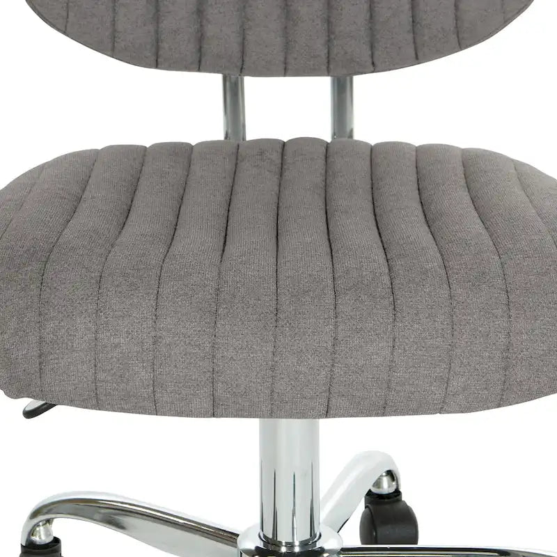 Sedia da ufficio in stile scandinavo